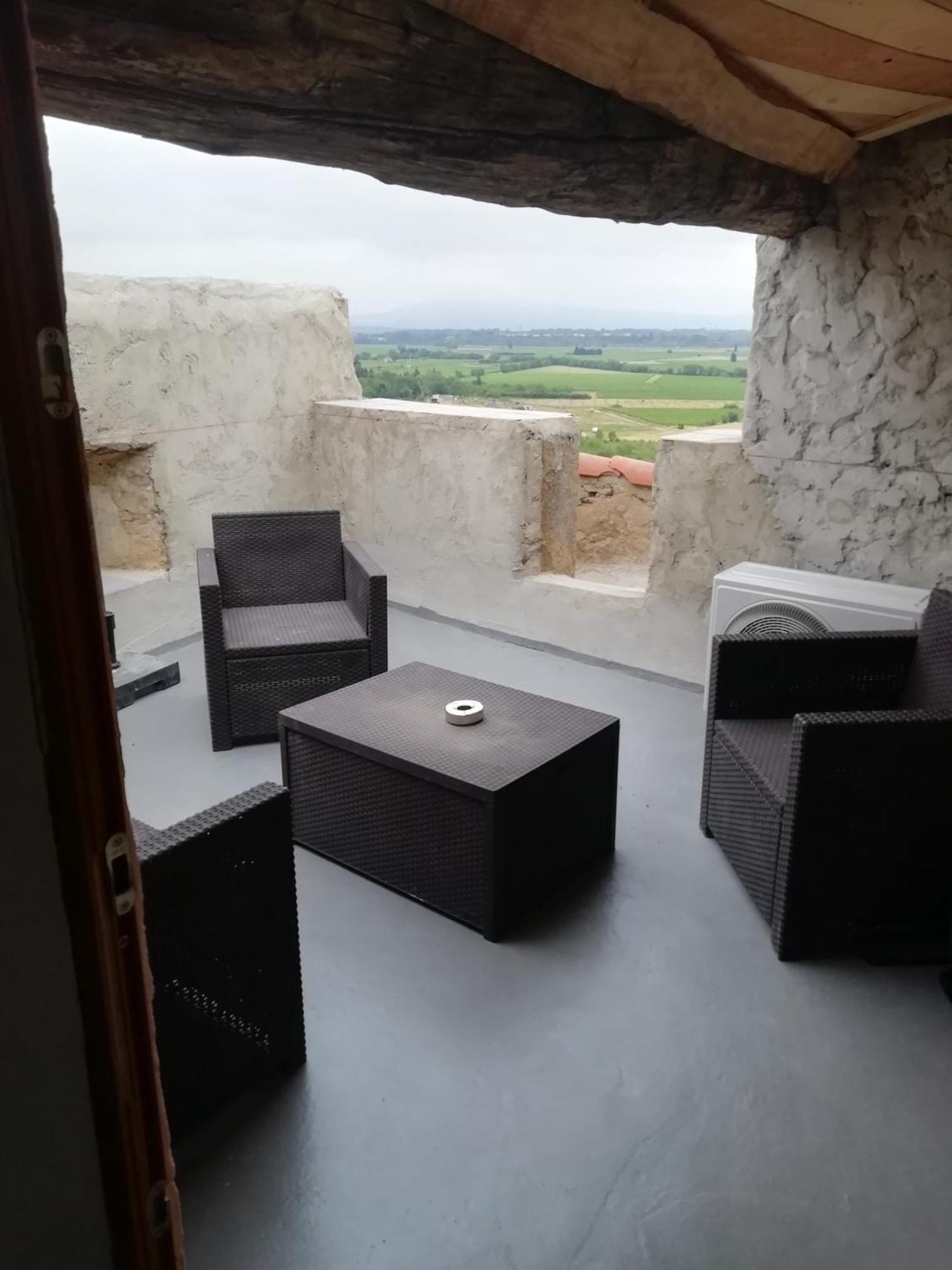 Ancienne Caserne Du Chateau Azille Luaran gambar